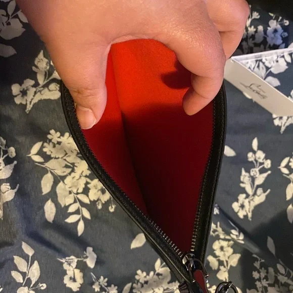 NWT Christian Louboutin Cabata Calf Leather Large Carryall & Wristlet Insert - Picture 9 of 9